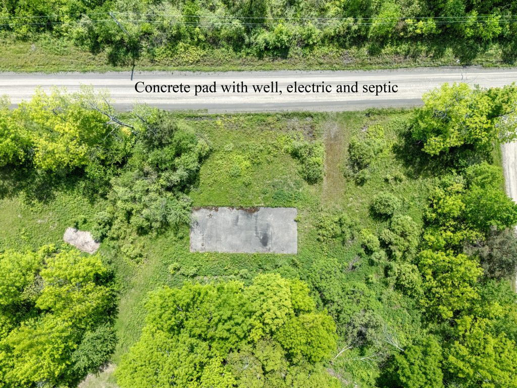 Aerial Drone Photography for Real Estate with custom text by New York Real Estate Photography